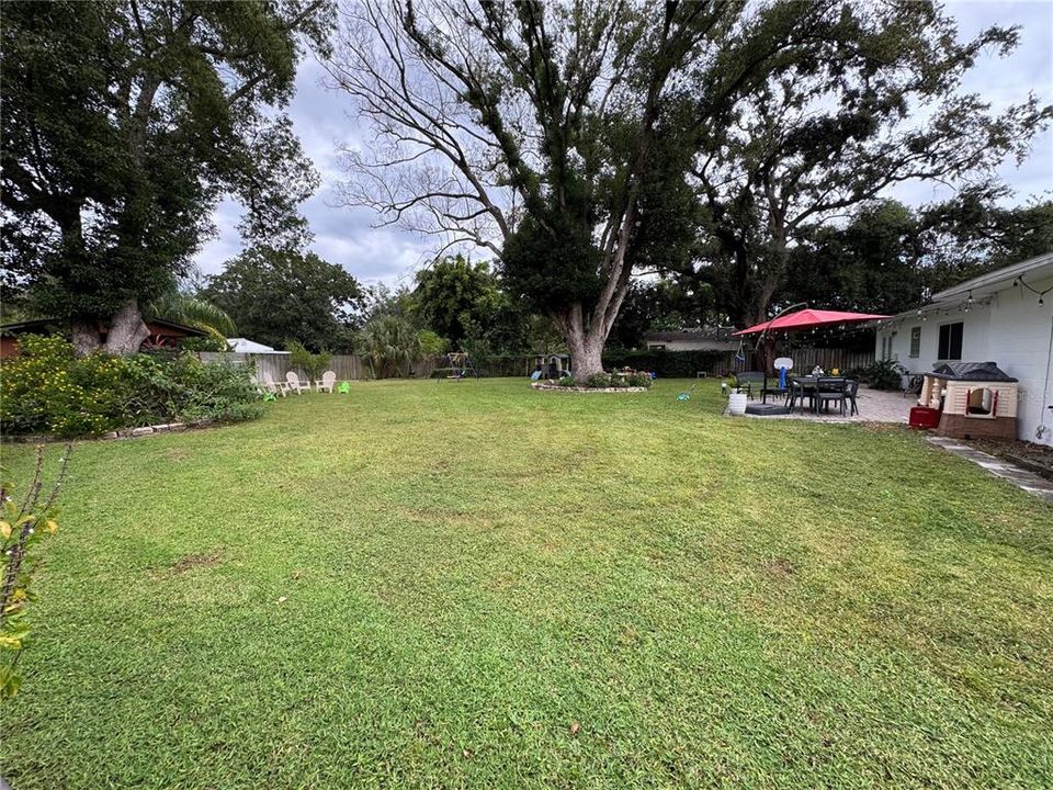 For Rent: $2,700 (3 beds, 2 baths, 1848 Square Feet)