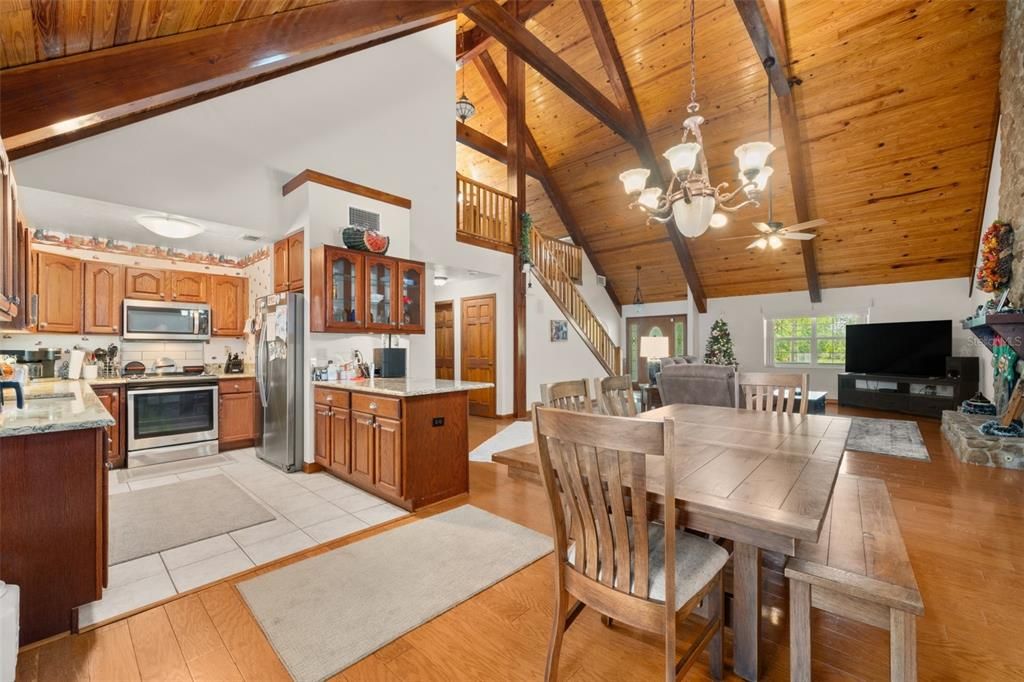 待售: $529,900 (3 贝兹, 3 浴室, 3440 平方英尺)