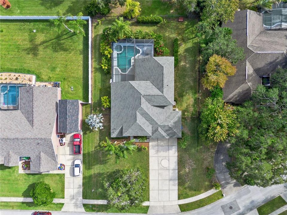 For Sale: $590,000 (5 beds, 4 baths, 2708 Square Feet)