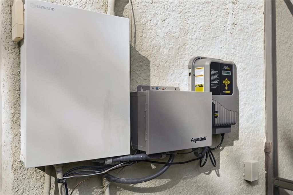 For Sale: $590,000 (5 beds, 4 baths, 2708 Square Feet)