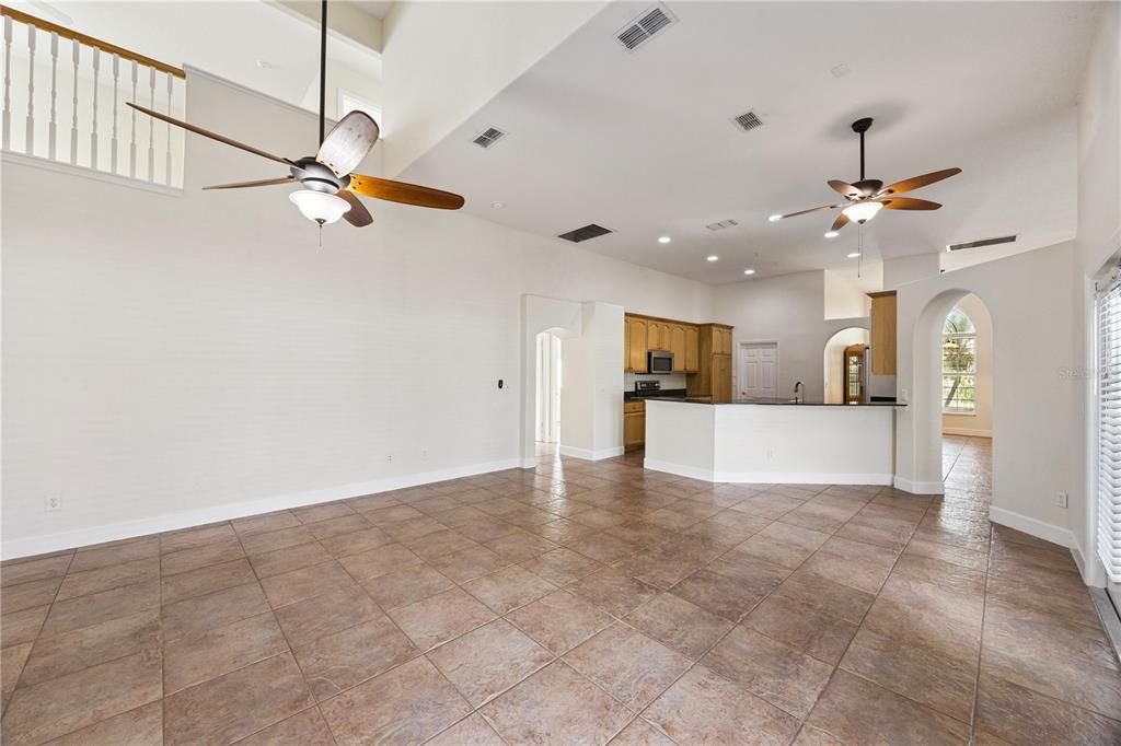 For Sale: $590,000 (5 beds, 4 baths, 2708 Square Feet)