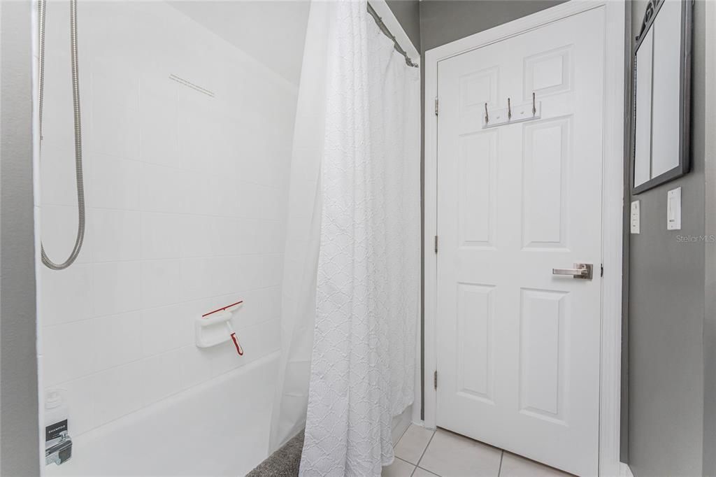 На продажу: $724,900 (3 спален, 2 ванн, 1802 Квадратных фут)