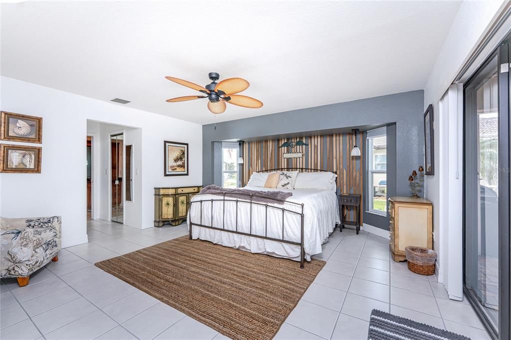 На продажу: $724,900 (3 спален, 2 ванн, 1802 Квадратных фут)