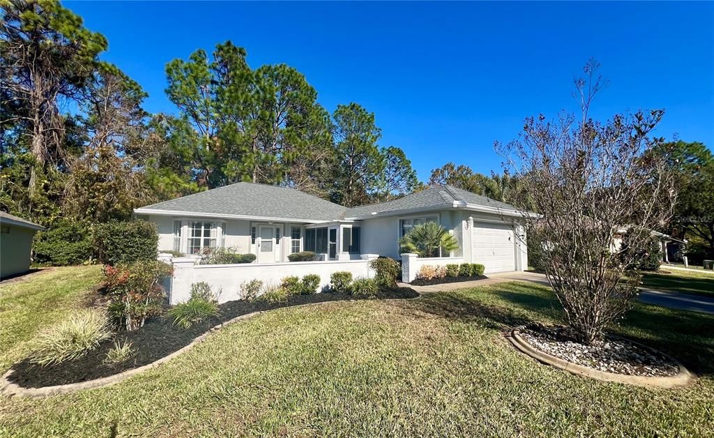 待售: $205,000 (2 贝兹, 2 浴室, 1366 平方英尺)