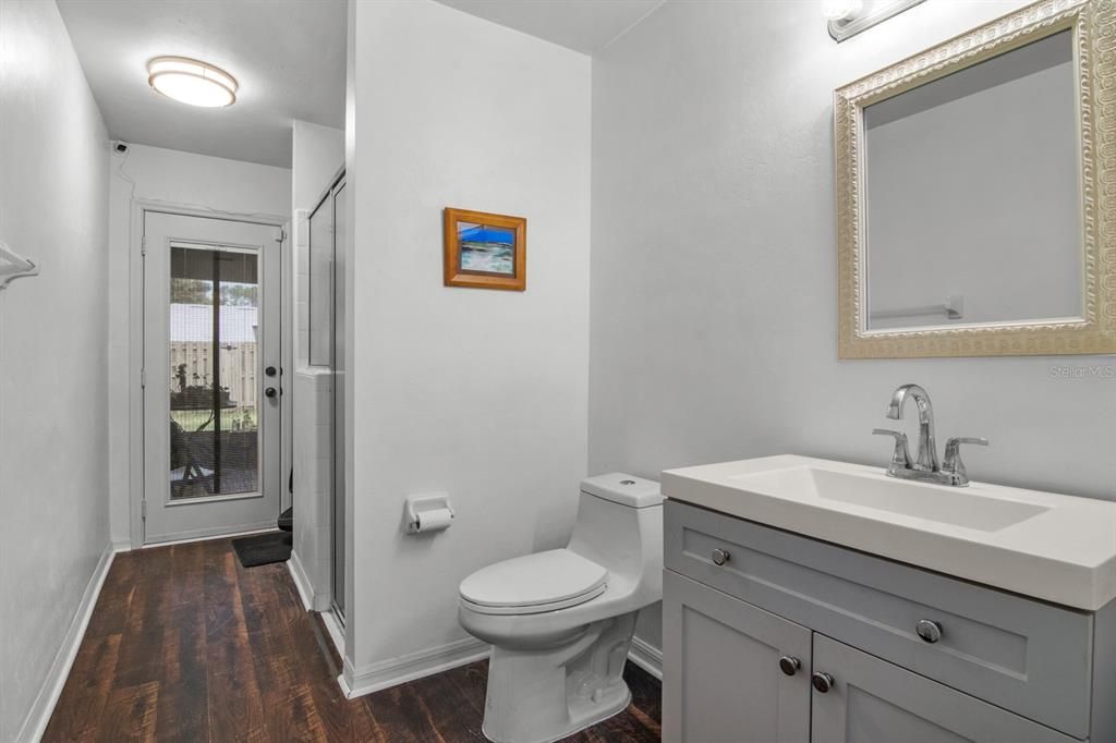 For Sale: $475,000 (4 beds, 3 baths, 2528 Square Feet)