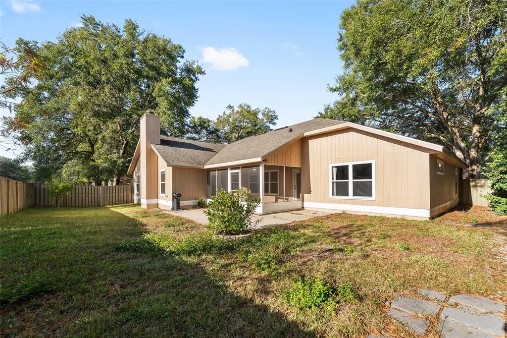 En Venta: $475,000 (4 camas, 3 baños, 2528 Pies cuadrados)