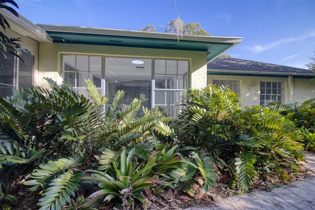 На продажу: $600,000 (4 спален, 2 ванн, 2148 Квадратных фут)