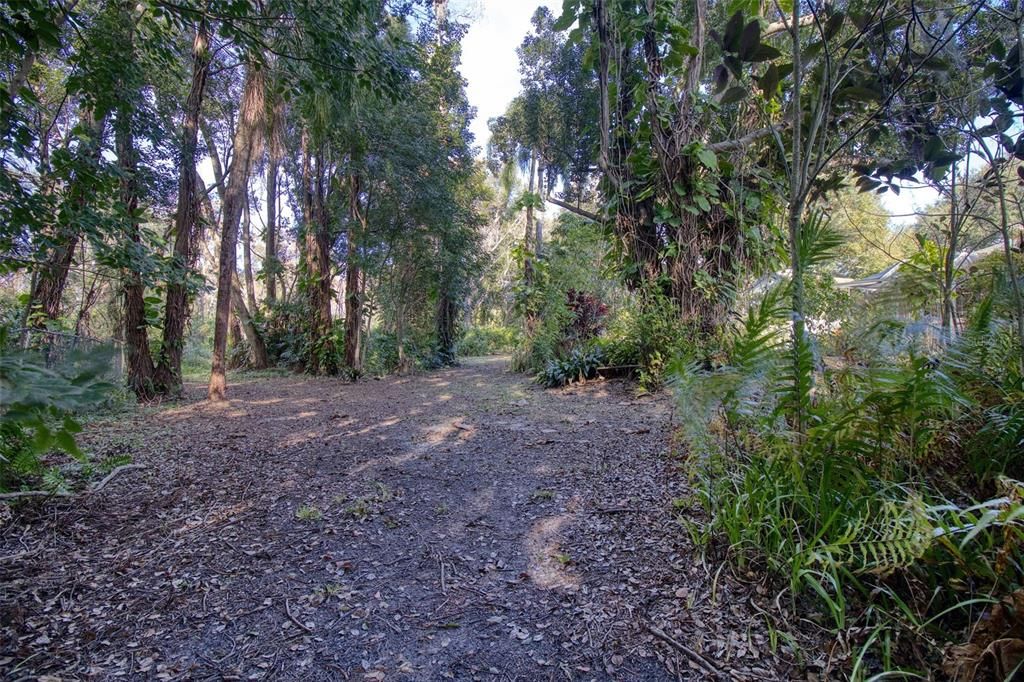 На продажу: $600,000 (4 спален, 2 ванн, 2148 Квадратных фут)