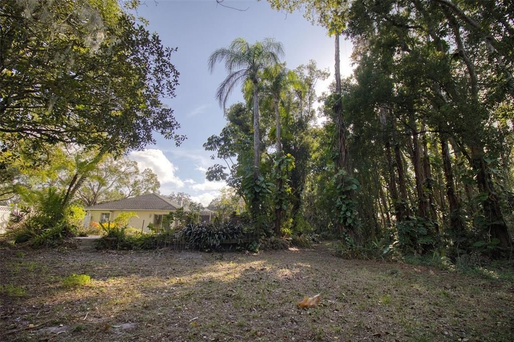 На продажу: $600,000 (4 спален, 2 ванн, 2148 Квадратных фут)