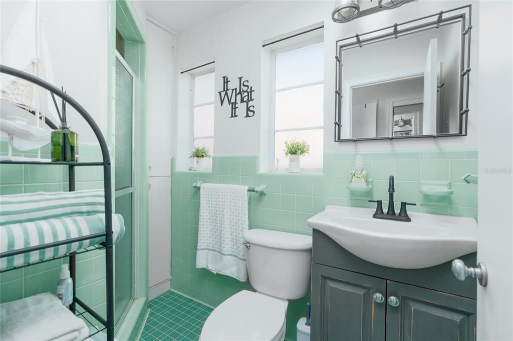 For Sale: $899,000 (3 beds, 2 baths, 1794 Square Feet)