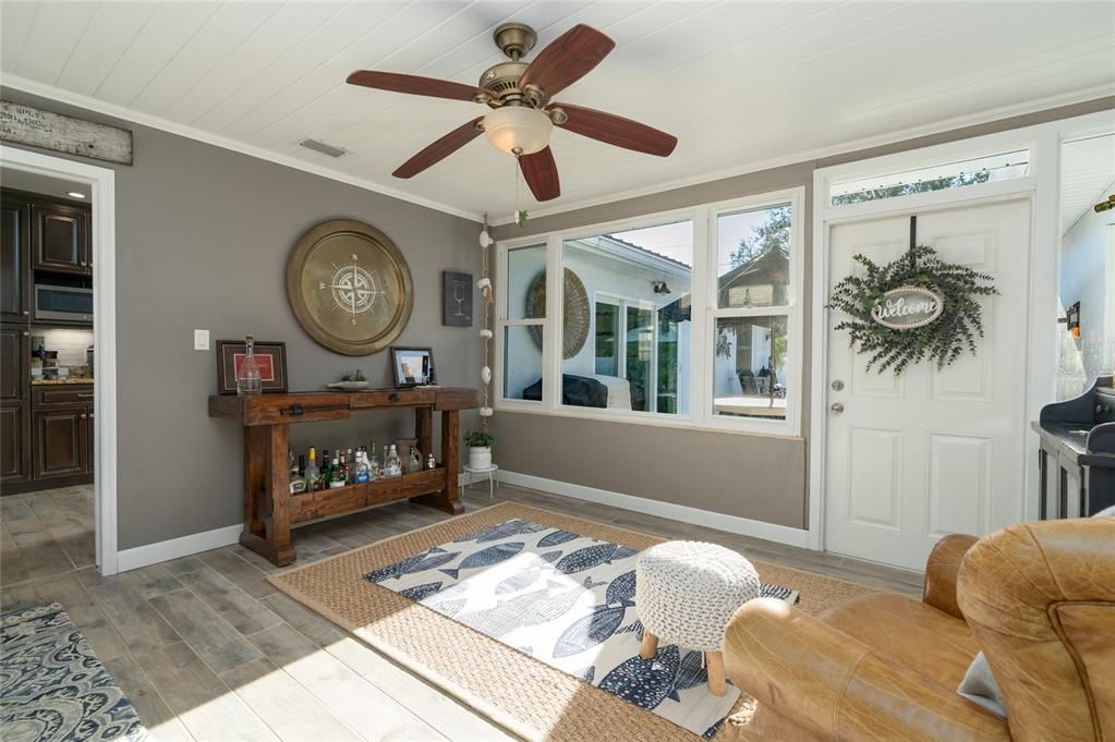 For Sale: $899,000 (3 beds, 2 baths, 1794 Square Feet)