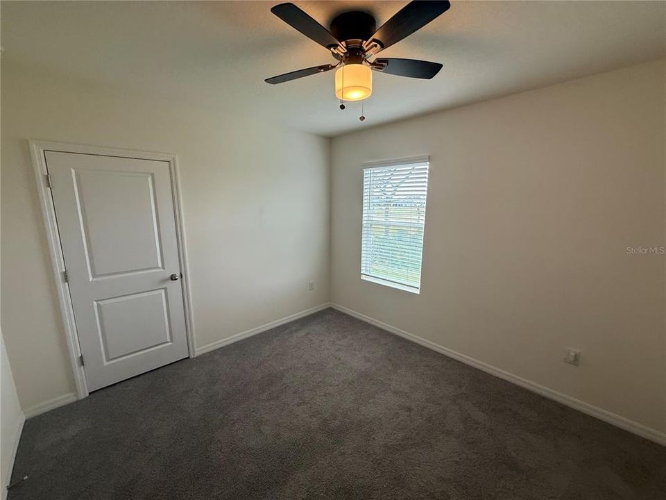 En Venta: $400,000 (4 camas, 2 baños, 2260 Pies cuadrados)