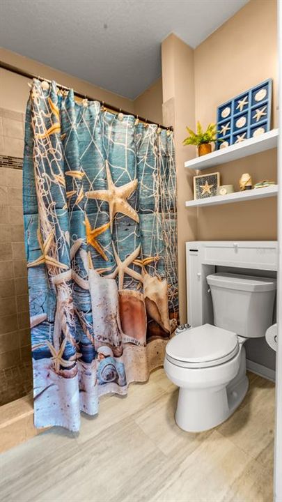 For Sale: $345,000 (3 beds, 2 baths, 1609 Square Feet)