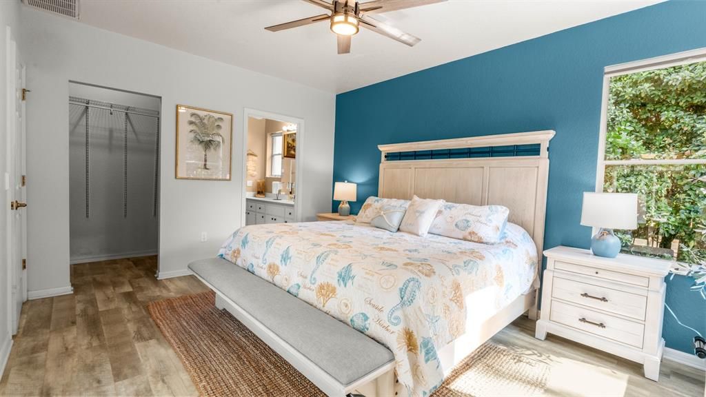 For Sale: $345,000 (3 beds, 2 baths, 1609 Square Feet)