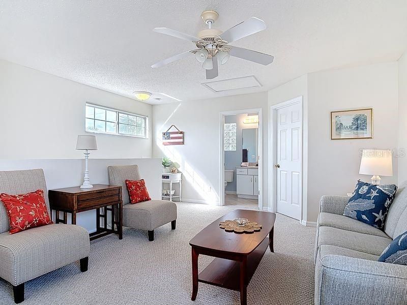 出租: $2,900 (2 贝兹, 2 浴室, 1462 平方英尺)