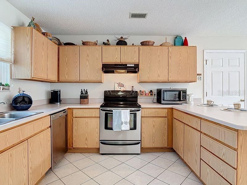 出租: $2,900 (2 贝兹, 2 浴室, 1462 平方英尺)