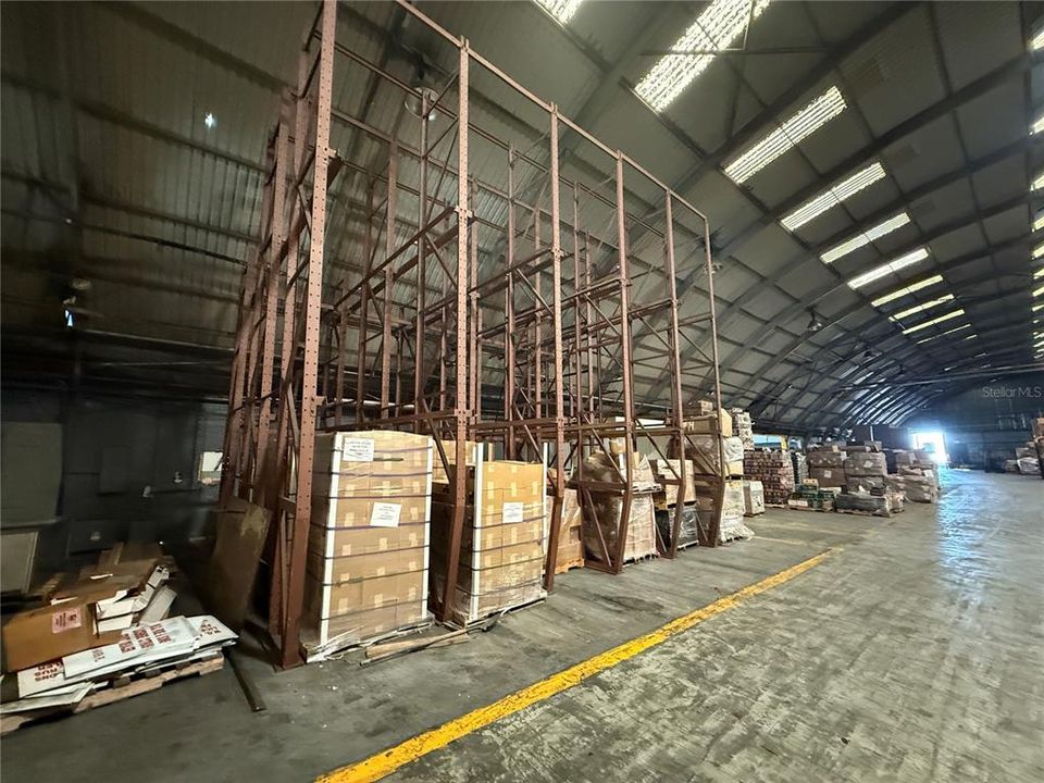 En Venta: $3,500,000 (0 camas, 0 baños, 93312 Pies cuadrados)