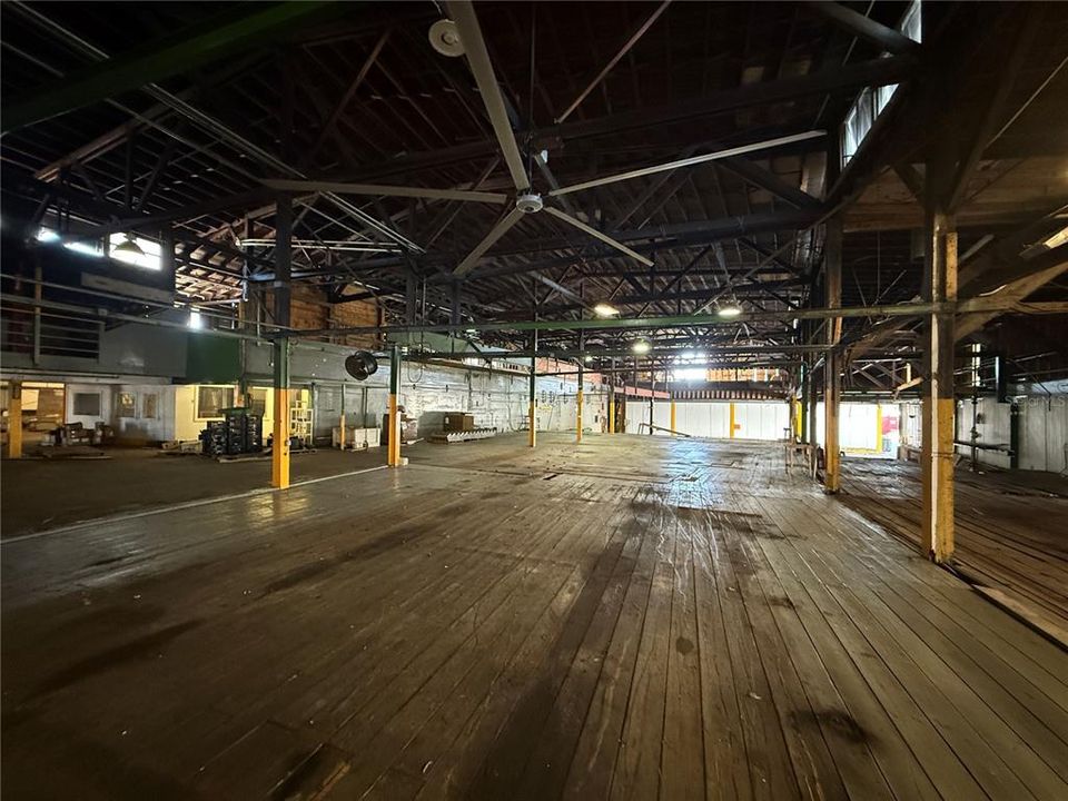 En Venta: $3,500,000 (0 camas, 0 baños, 93312 Pies cuadrados)