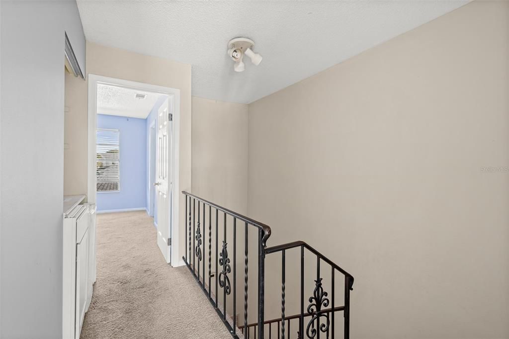 For Sale: $249,900 (2 beds, 2 baths, 1296 Square Feet)