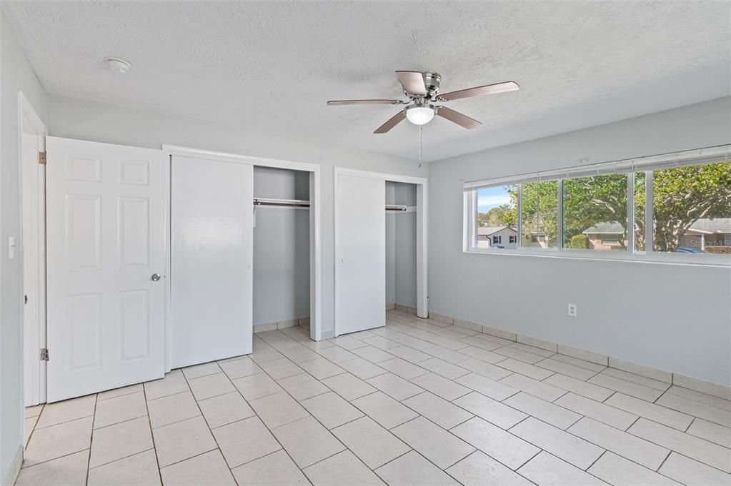 待售: $185,900 (2 贝兹, 1 浴室, 936 平方英尺)