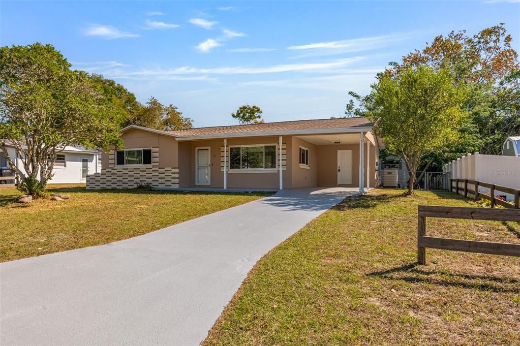 待售: $185,900 (2 贝兹, 1 浴室, 936 平方英尺)