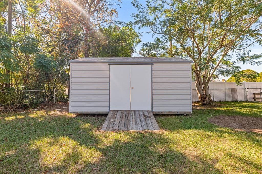 待售: $185,900 (2 贝兹, 1 浴室, 936 平方英尺)