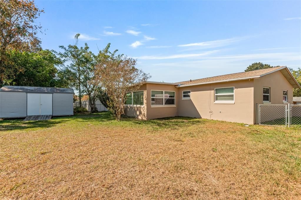 待售: $185,900 (2 贝兹, 1 浴室, 936 平方英尺)