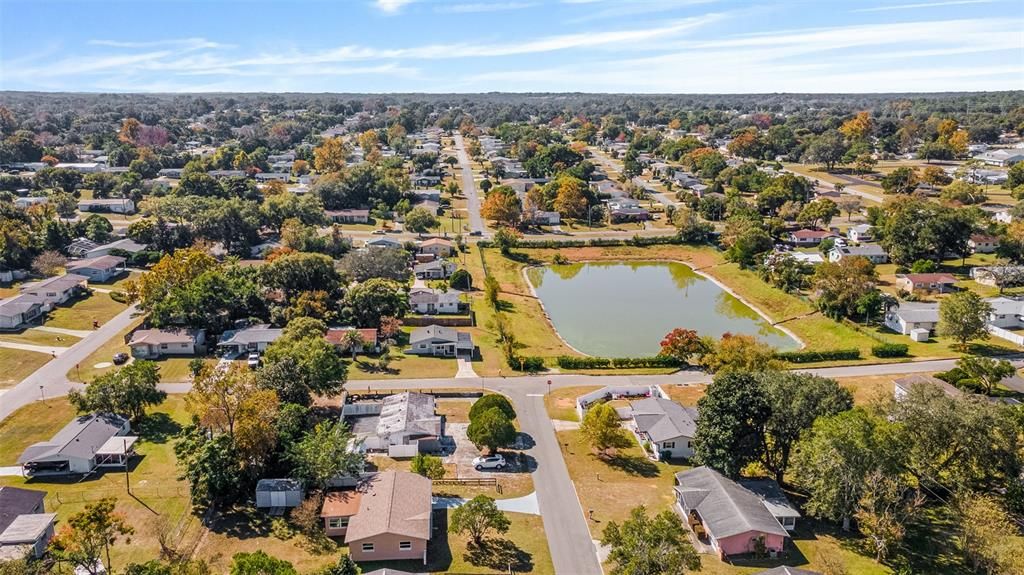 待售: $185,900 (2 贝兹, 1 浴室, 936 平方英尺)