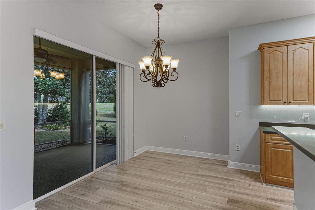 En Venta: $345,000 (3 camas, 2 baños, 1875 Pies cuadrados)