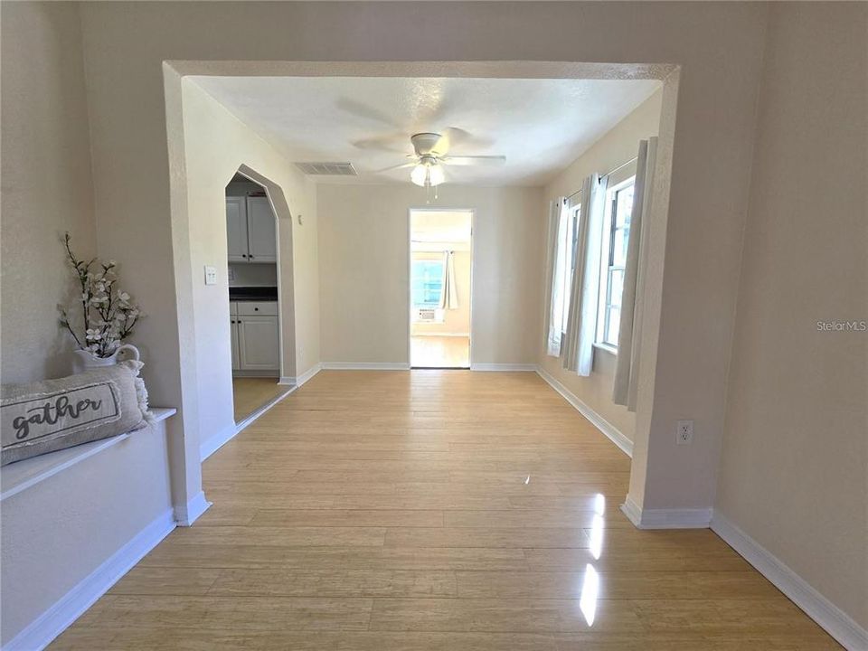 For Rent: $1,600 (2 beds, 2 baths, 1312 Square Feet)