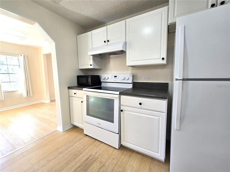 For Rent: $1,600 (2 beds, 2 baths, 1312 Square Feet)