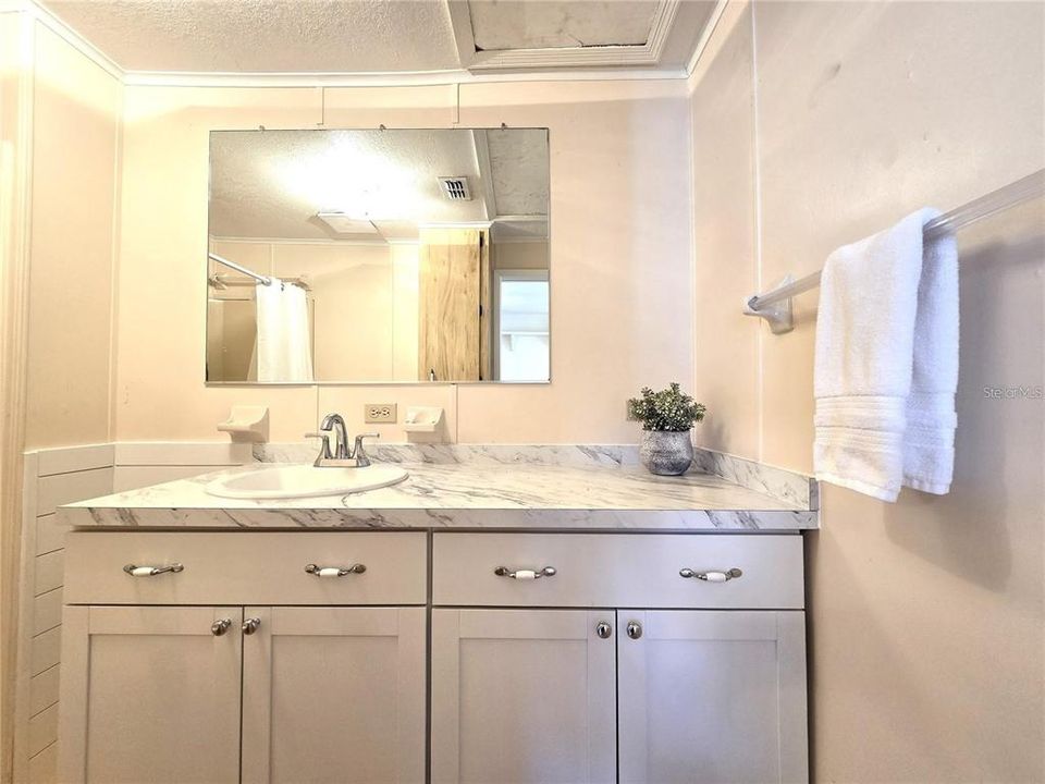 For Rent: $1,600 (2 beds, 2 baths, 1312 Square Feet)