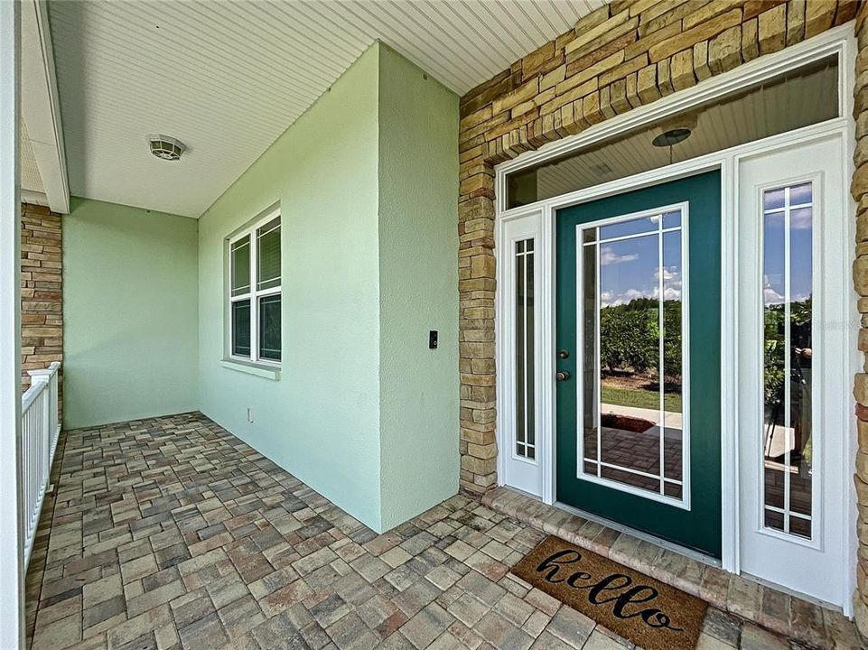 待售: $599,900 (4 贝兹, 2 浴室, 2125 平方英尺)