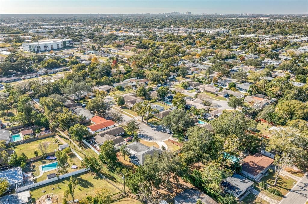 На продажу: $449,000 (4 спален, 2 ванн, 1738 Квадратных фут)