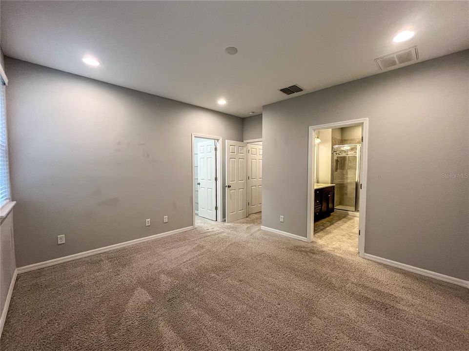 En Renta: $2,100 (3 camas, 2 baños, 1525 Pies cuadrados)