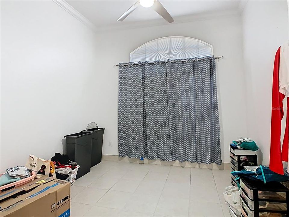 出租: $2,800 (4 贝兹, 3 浴室, 2221 平方英尺)