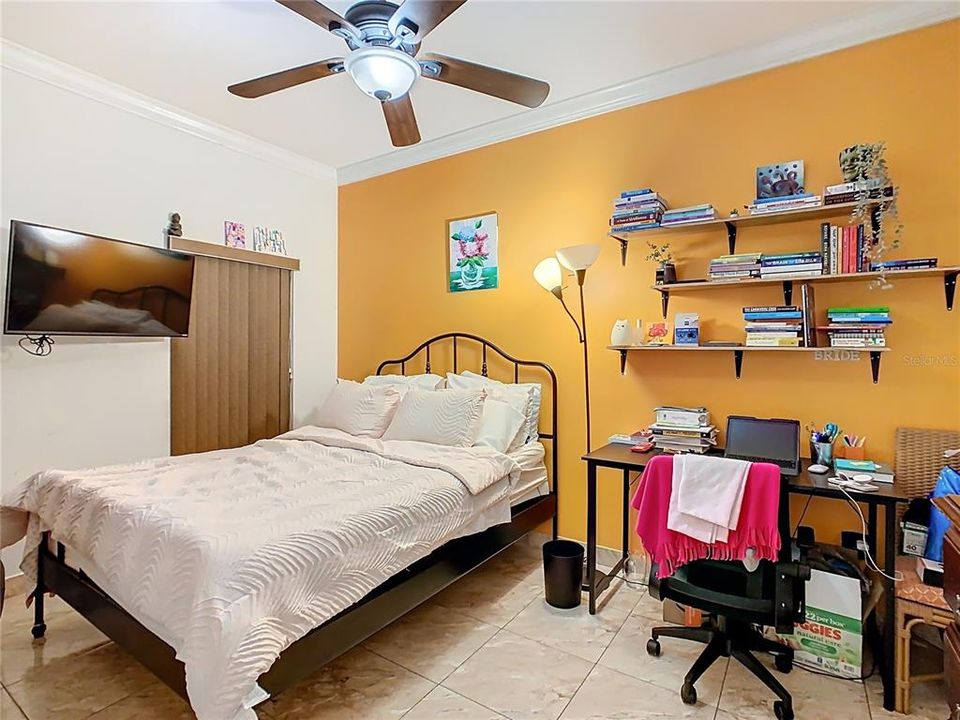 出租: $2,800 (4 贝兹, 3 浴室, 2221 平方英尺)