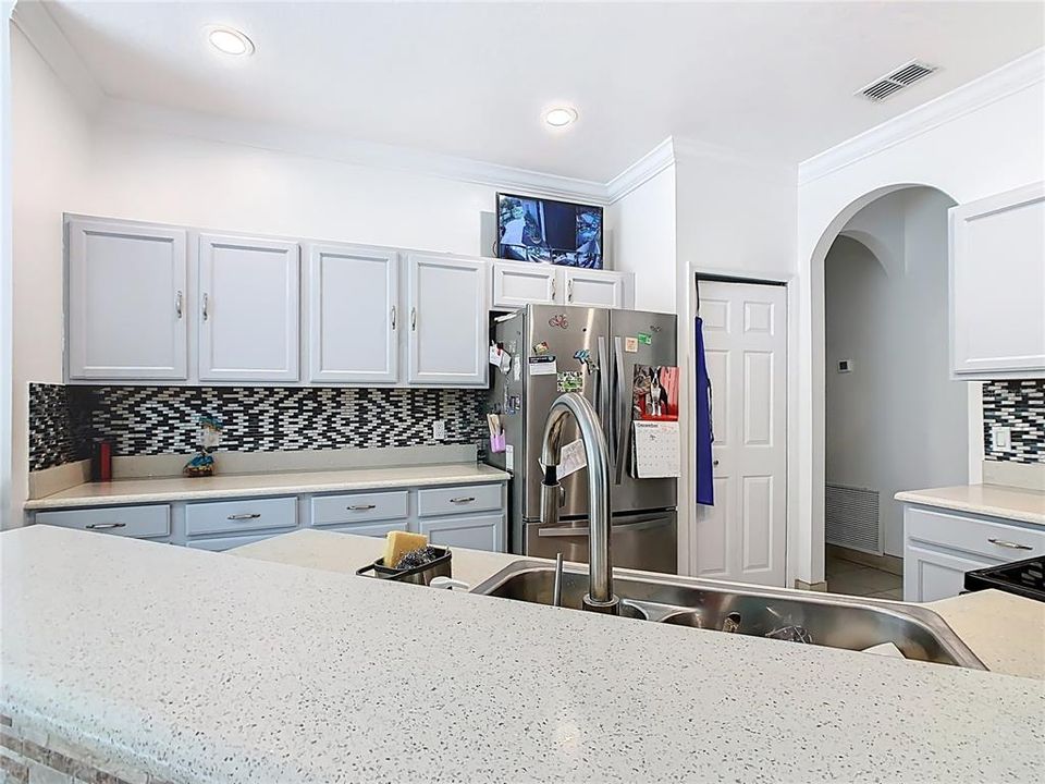 出租: $2,800 (4 贝兹, 3 浴室, 2221 平方英尺)