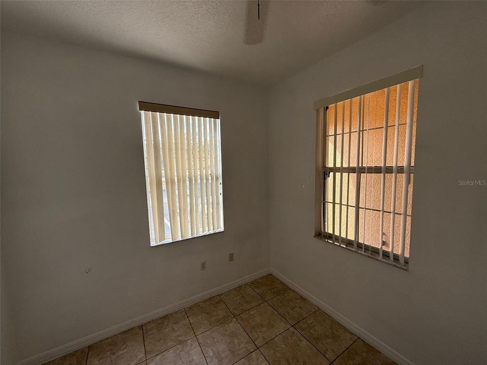 En Renta: $1,800 (3 camas, 3 baños, 1363 Pies cuadrados)