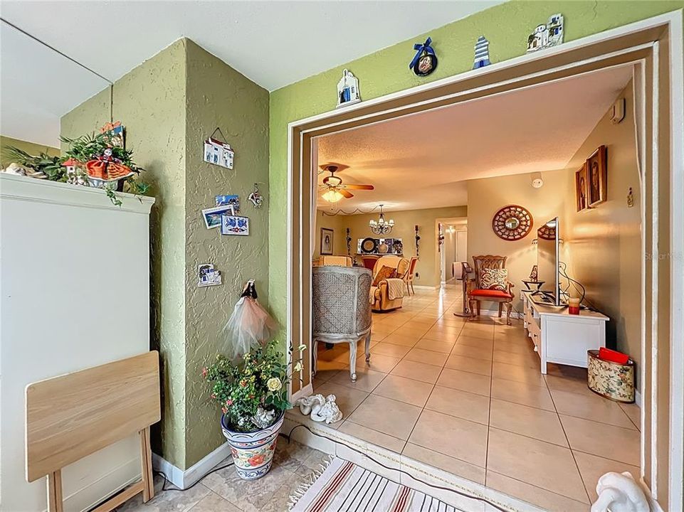 En Venta: $249,999 (3 camas, 2 baños, 1618 Pies cuadrados)