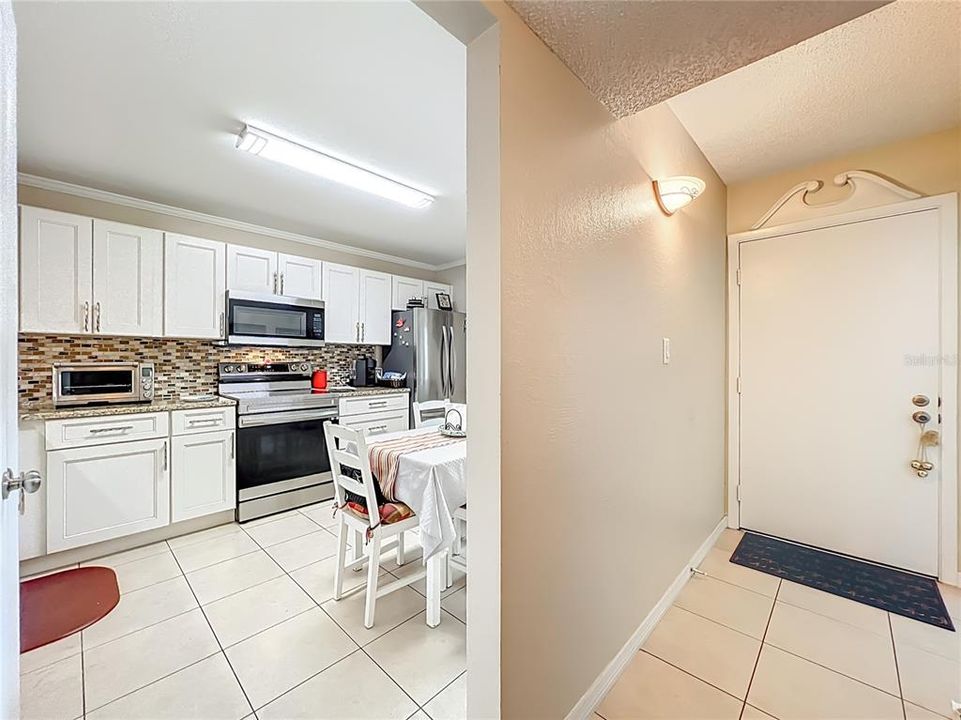 En Venta: $249,999 (3 camas, 2 baños, 1618 Pies cuadrados)