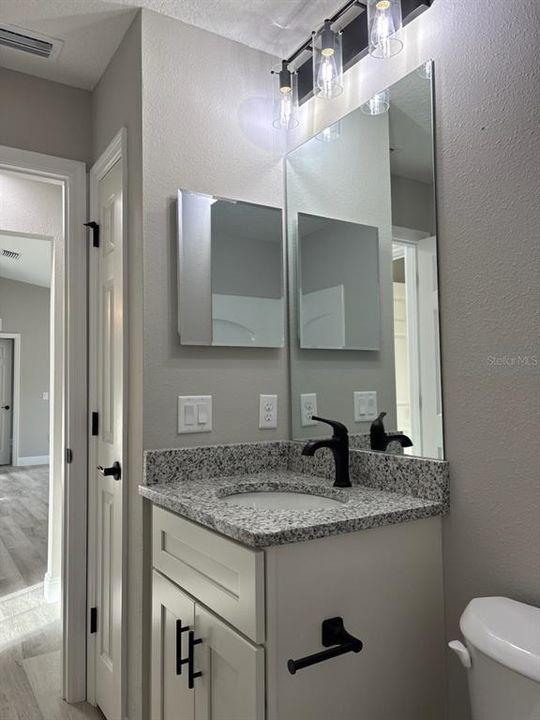 For Sale: $224,900 (3 beds, 2 baths, 1264 Square Feet)