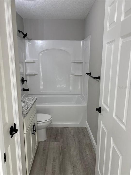 For Sale: $224,900 (3 beds, 2 baths, 1264 Square Feet)