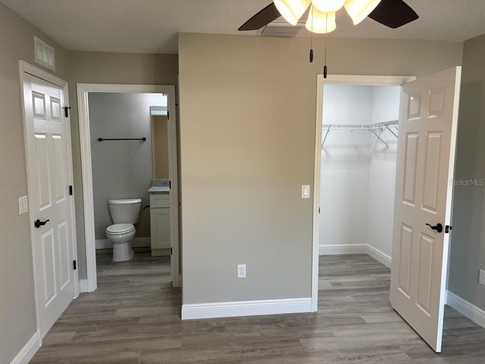 For Sale: $224,900 (3 beds, 2 baths, 1264 Square Feet)