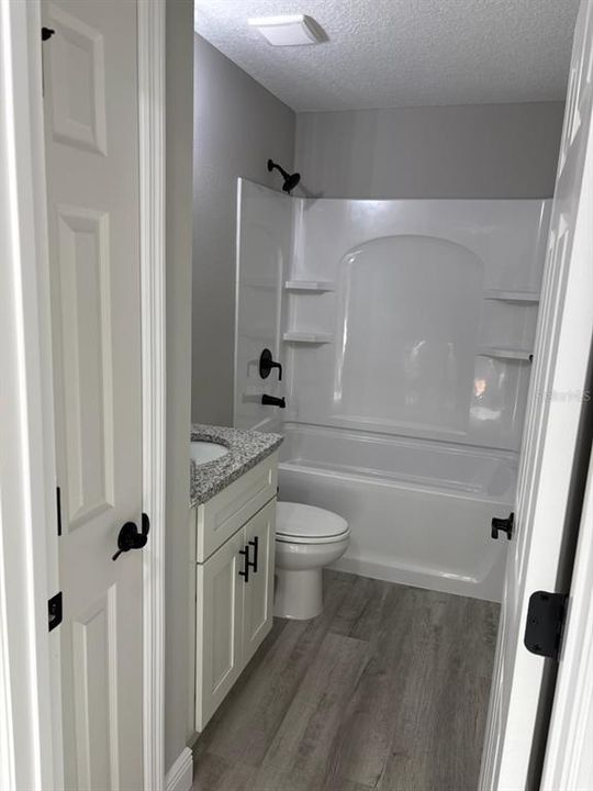 For Sale: $224,900 (3 beds, 2 baths, 1264 Square Feet)