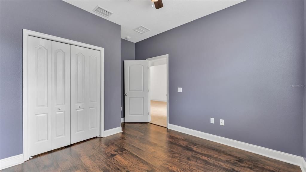 For Sale: $360,000 (4 beds, 2 baths, 1981 Square Feet)