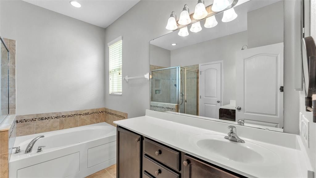 For Sale: $360,000 (4 beds, 2 baths, 1981 Square Feet)