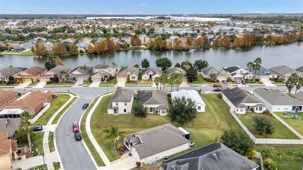 For Sale: $360,000 (4 beds, 2 baths, 1981 Square Feet)