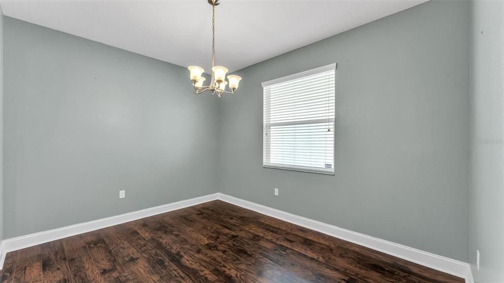 For Sale: $360,000 (4 beds, 2 baths, 1981 Square Feet)