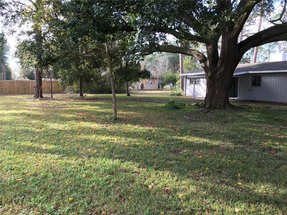 For Rent: $1,700 (3 beds, 2 baths, 1332 Square Feet)